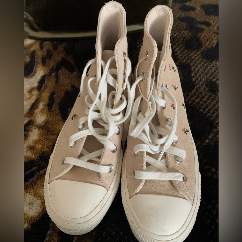 Converse Platform - Picture 3 of 8